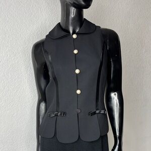 Chic Black Sleeveless Vest with Pearl Buttons